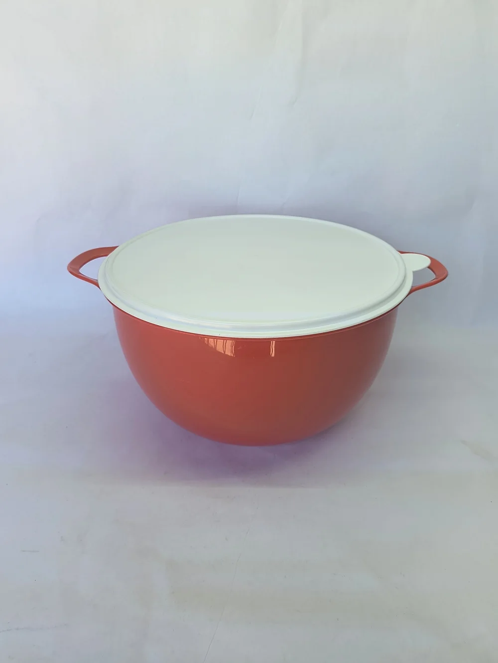 TUPPERWARE Thatsa Mega Bowl Airtight, Leakproof, Mixing Bowl, 42 Cup 5377